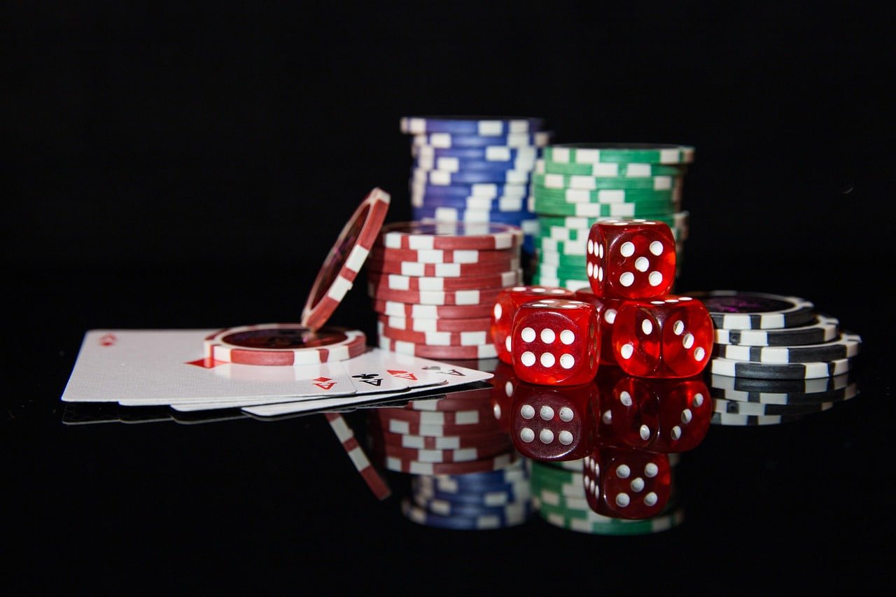 Giao diện ứng dụng sh et hiển thị menu thể thao và casino bằng tiếng Việt